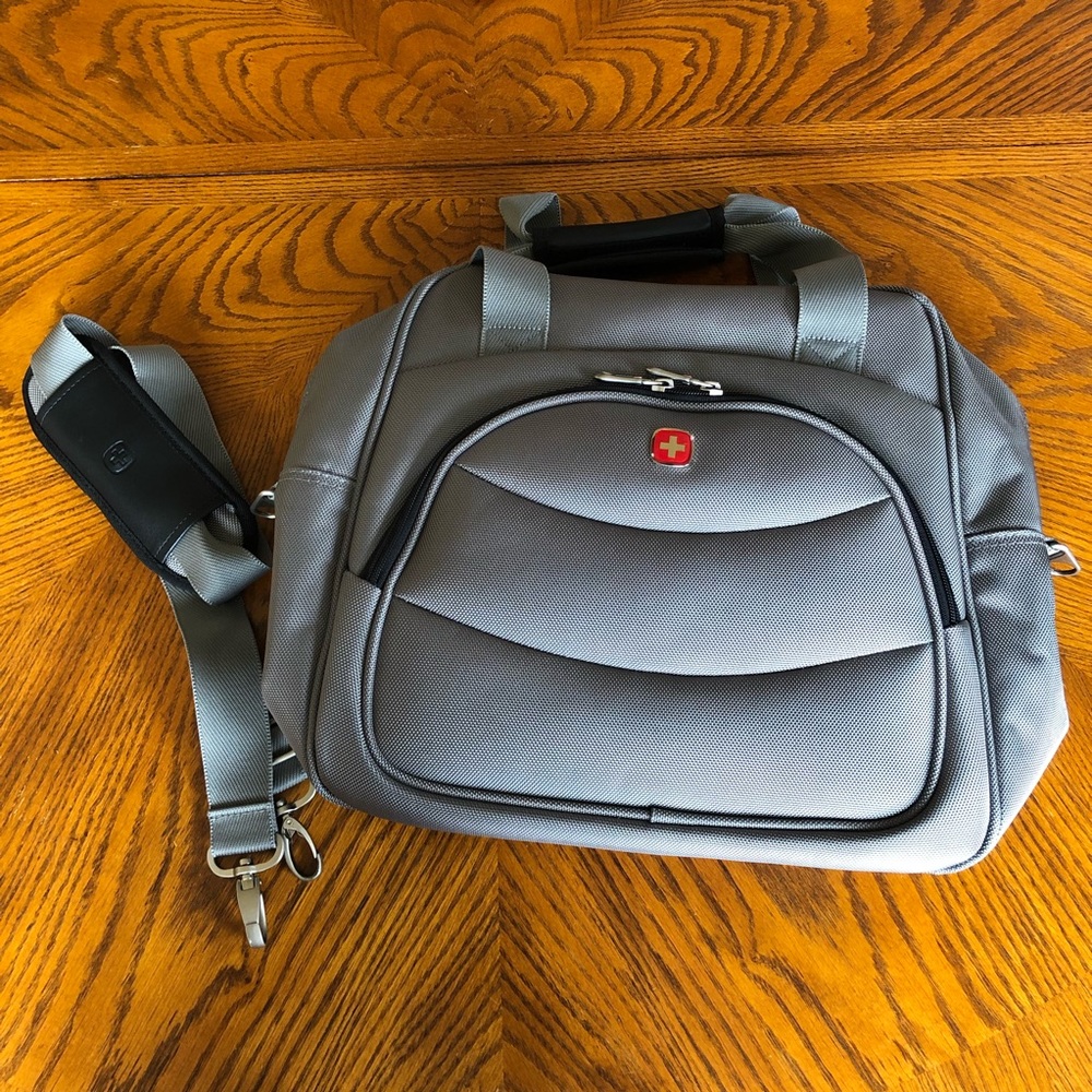 Swiss Gear Carry On Bag